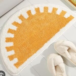 Sugar Studio Sunshine Bath Mat Crescent  20"X28" Excellent Condition
